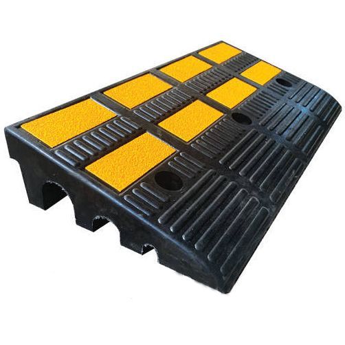 Пандус гумовий для бордюрів 60*30*10см