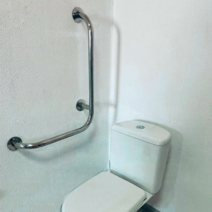 Поручень кутовий лівий для людей з інвалідністю 32м - 700*500м