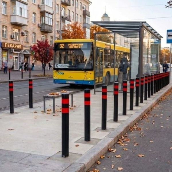 Купити Стовпчик паркувальний Master діаметр 76 на 750 мм для бетонування